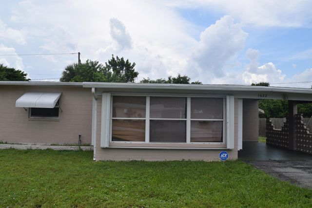 $1,950 | 1622 Northeast Maureen Court | Jensen Beach