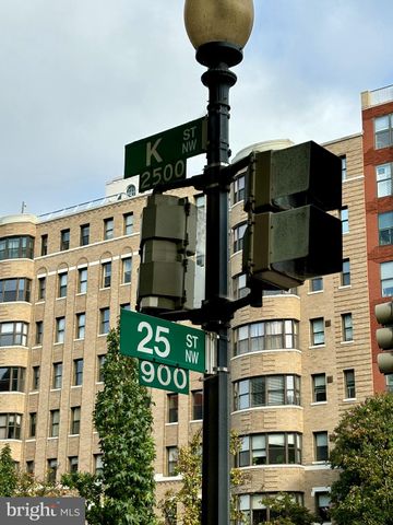 $2,000 | 950 25th Street Northwest, Unit 825N | Foggy Bottom