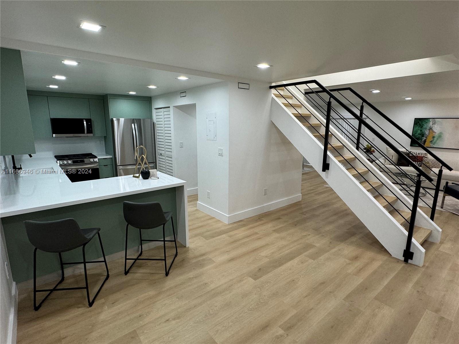 Kitchen/Breakfast Nook