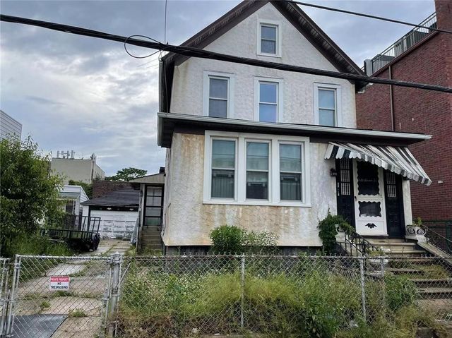 $1,600,000 | 6710 15th Avenue | Bensonhurst