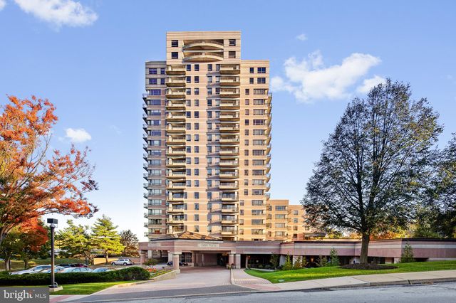 $279,900 | 1100 Lovering Avenue, Unit 108 | Happy Valley