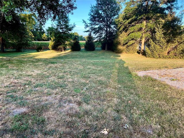 $30,000 | 444 Finch Drive | Wood River Township - Madison County