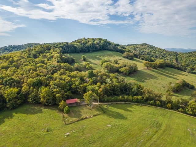 $500,000 | 431 Plunkett Creek Road