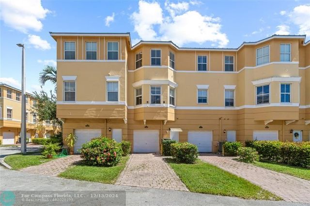 $399,000 | 4202 Shoma Drive, Unit 4202 | Royal Palm Beach