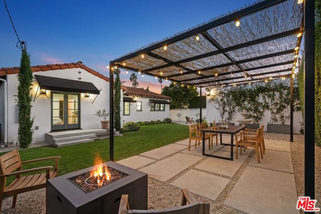 $2,449,000 | 843 South Cochran Avenue | Beverly Center-Miracle Mile