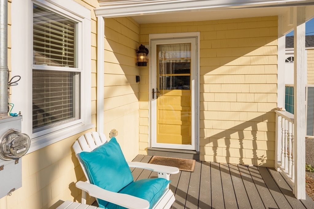 a view of deck with patio