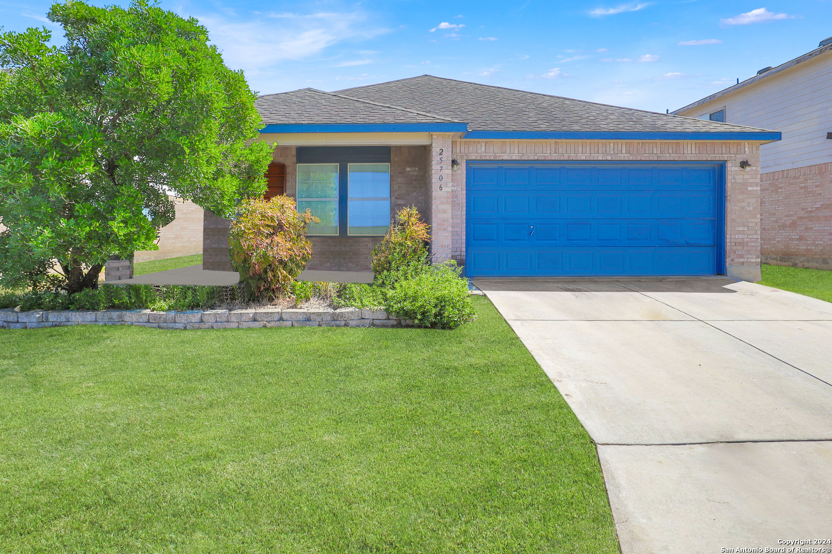 a front view of house with yard