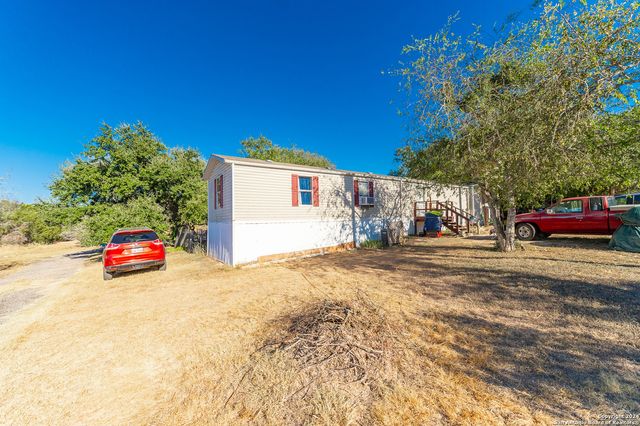 $395,000 | 6270 Wegner Road