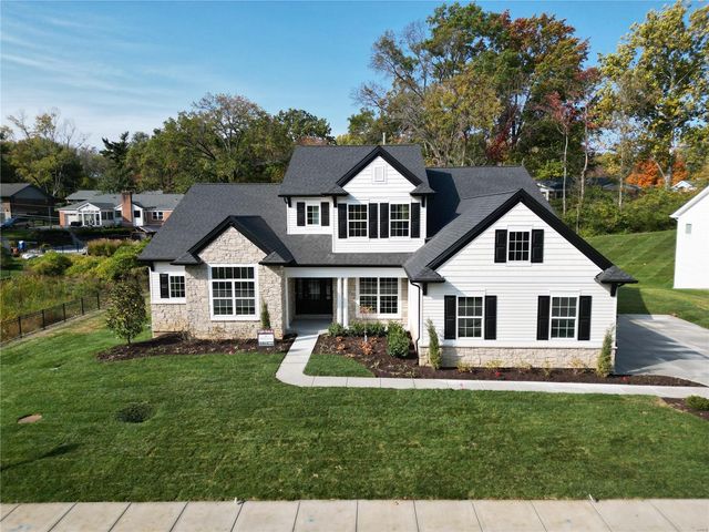 $1,695,000 | 529 Long Acrs | Olivette