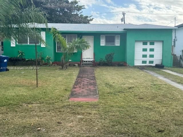 $495,000 | 1450 Northeast 118th Street | Biscayne Court