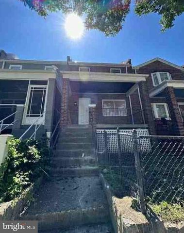 $599,200 | 1319 Staples Street Northeast | Trinidad