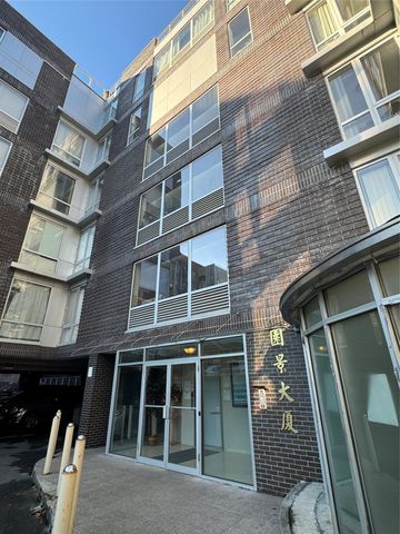 $620,000 | 139-30 34th Avenue, Unit 4D | Flushing