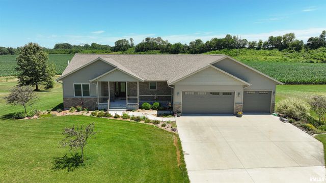 $429,999 | 16734 Hunters Ridge Road | Garden Plain Township - Whiteside County