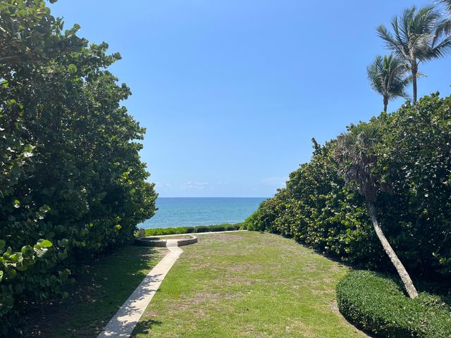 $12,900,000 | 3633 North Ocean Boulevard | Gulf Stream