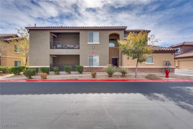 $1,695 | 6868 Sky Pointe Drive, Unit 1051 | Centennial Hills Town Center