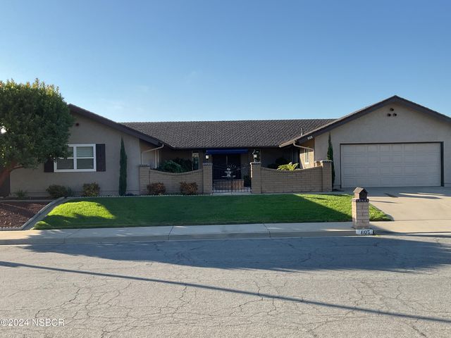 $749,950 | 605 Morro Drive | Morro Estates