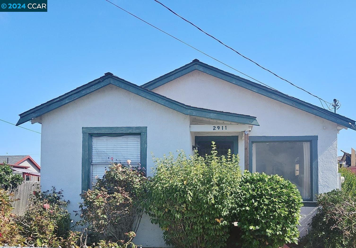 front view of house with a yard