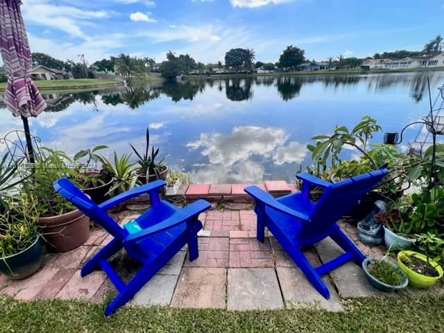 $330,000 | 814 Banks Road | Coconut Creek