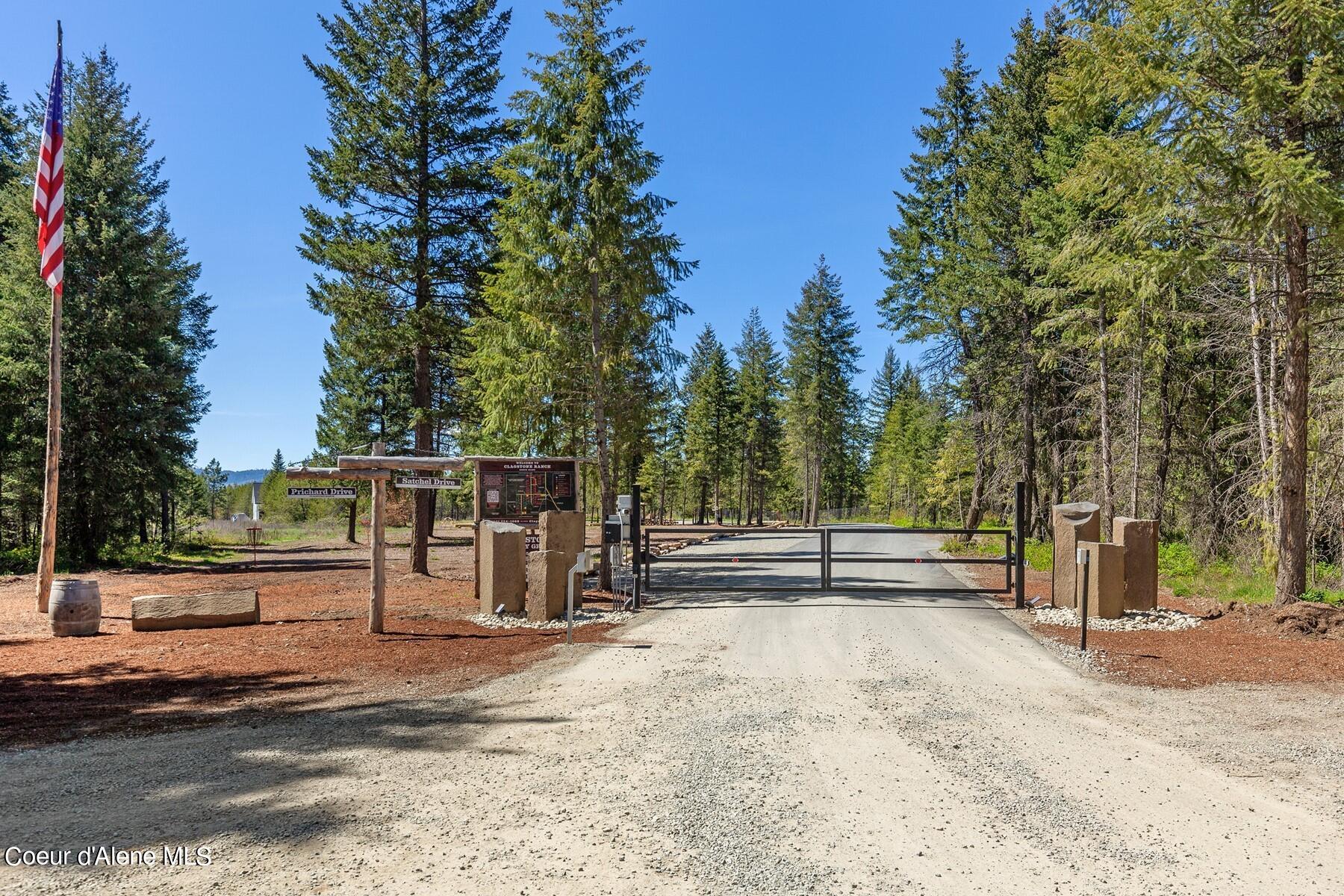 Clagstone Ranch Entrance