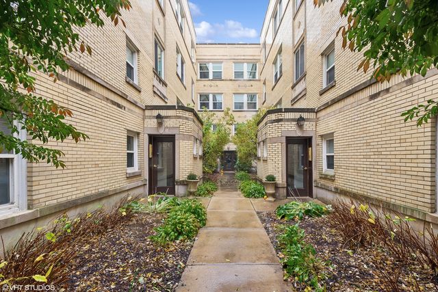 $255,000 | 1415 West Catalpa Avenue, Unit 3S | Andersonville