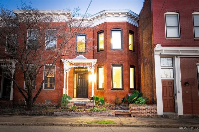 $3,000 | 321 South Randolph Street | Randolph