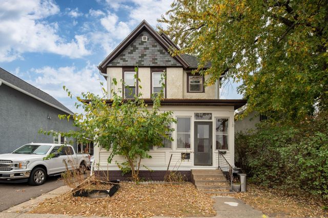 $355,000 | 1619 Northeast 2nd Street | Sheridan