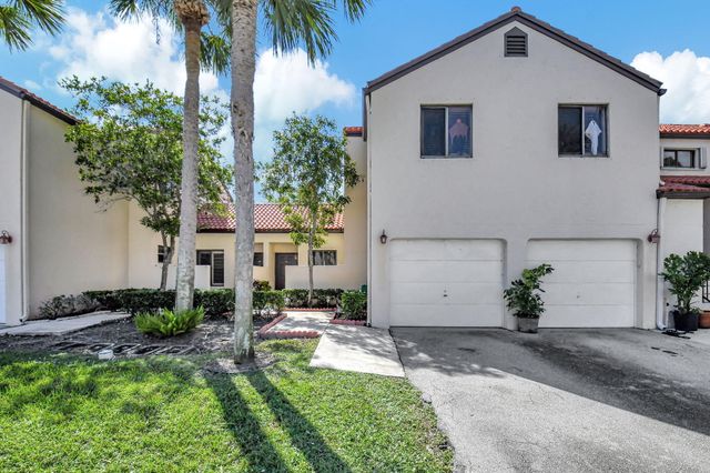 $295,000 | 16 Vía De Casas Sur, Unit 103 | Boynton Beach