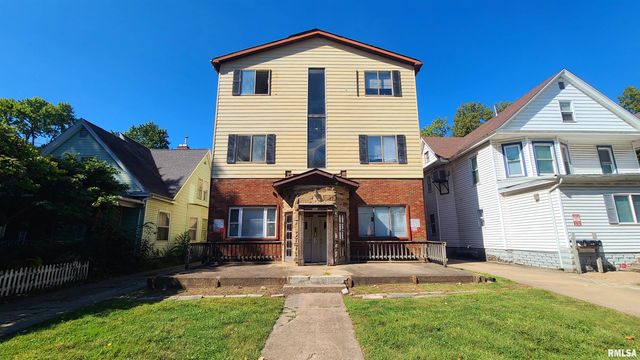 $640,000 | 619 South Walnut Street | Historic West Side