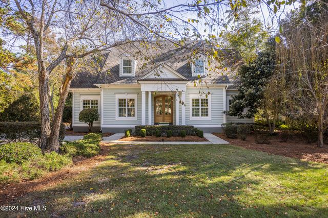 $1,225,000 | 1165 Arboretum Drive | Landfall