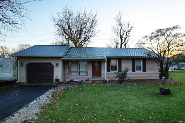 $141,900 | 319 Alexander Drive | Vincennes