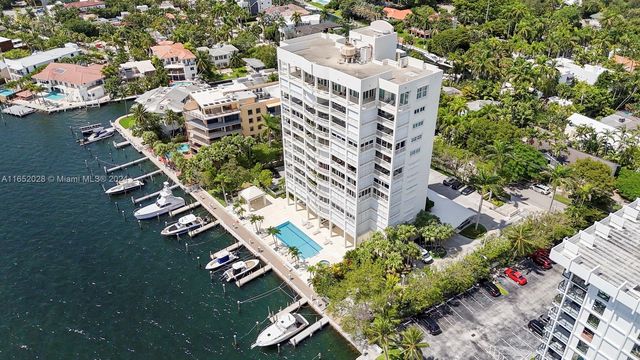 $3,950,000 | 1690 South Bayshore Lane, Unit 8A | Northeast Coconut Grove