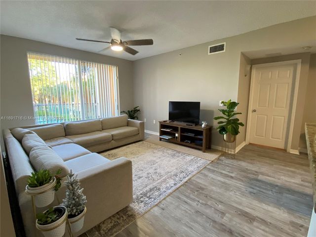 $2,400 | 2320 East Preserve Way, Unit 206 | Miramar