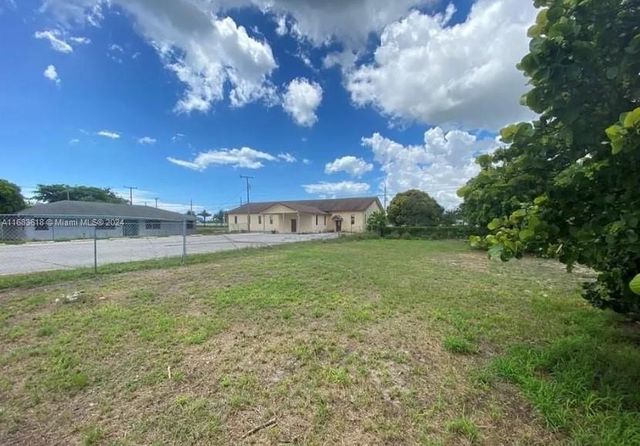 $120,000 | 9 W Street | Riviera Beach