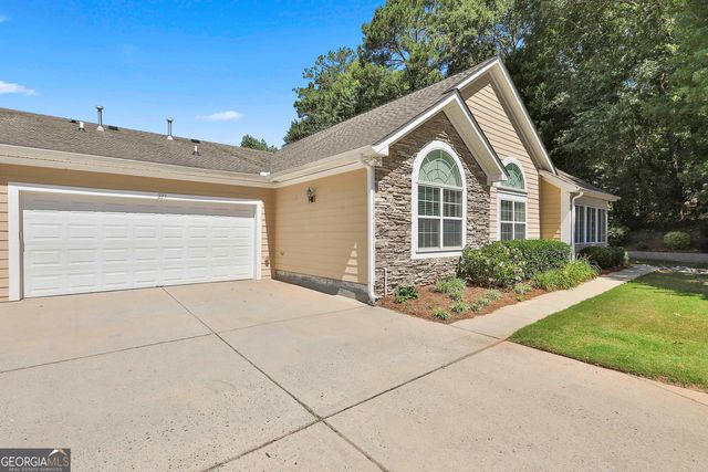 $337,500 | 235 Rehobeth Way | Fayetteville