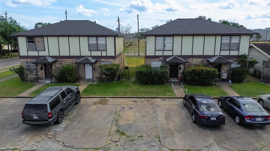 a car parked in front of a house