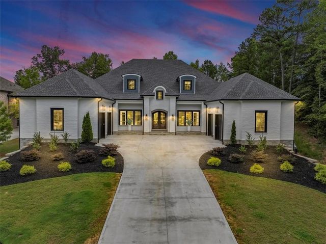 $2,599,999 | 308 Traditions Court | Echelon