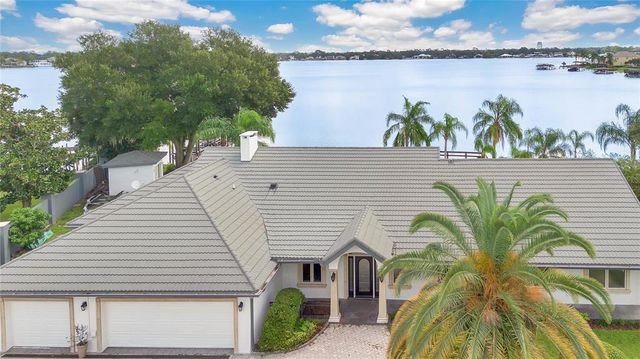 $1,750,000 | 2201 Cove Court | Lake Brantley Isles