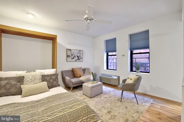 $279,000 | 1844 Columbia Road Northwest, Unit 302 | Adams Morgan