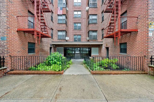 $185,000 | 32-25 88th Street, Unit D307 | Jackson Heights