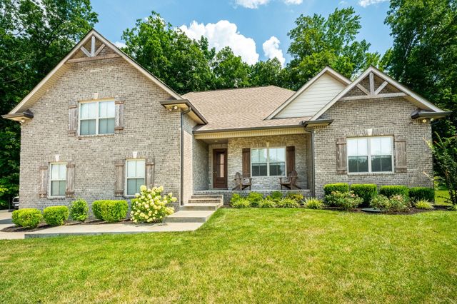 $579,900 | 5047 East Mayflower Court | Greenbrier