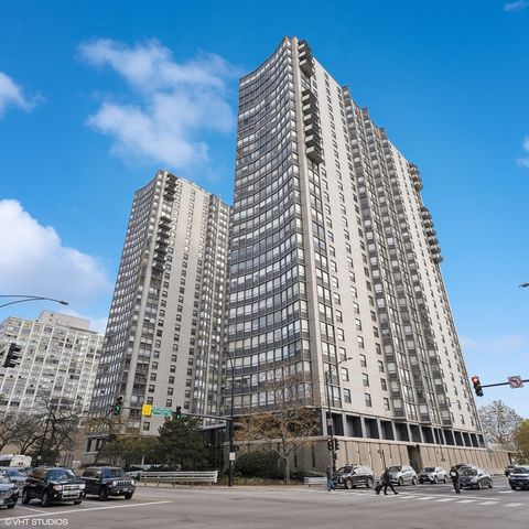 $199,000 | 5701 North Sheridan Road, Unit 6E | Hollywood Towers