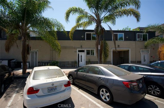 $2,400 | 207 Lime Avenue | Downtown Long Beach