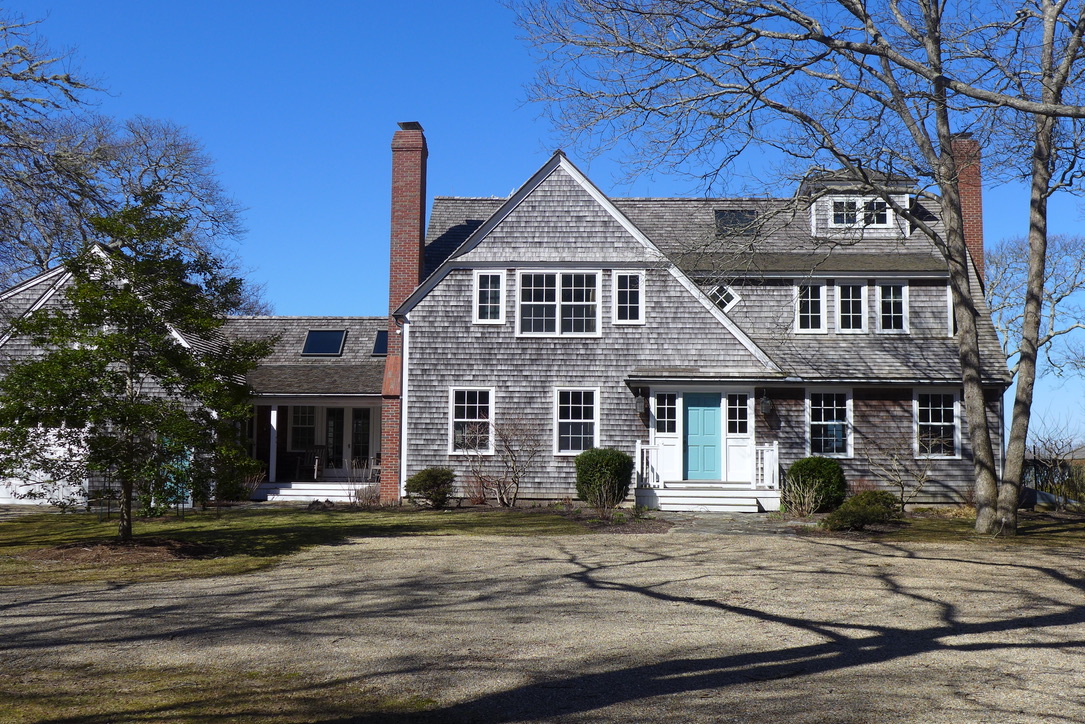 28 Hillbrook Lane, West Tisbury, MA 02568 | Compass