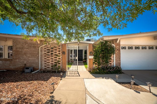 $1,900 | 8308 Parade Lane | Cielo Vista North