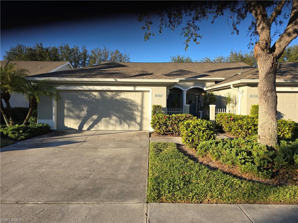 Single story Villa with a 2 car garage