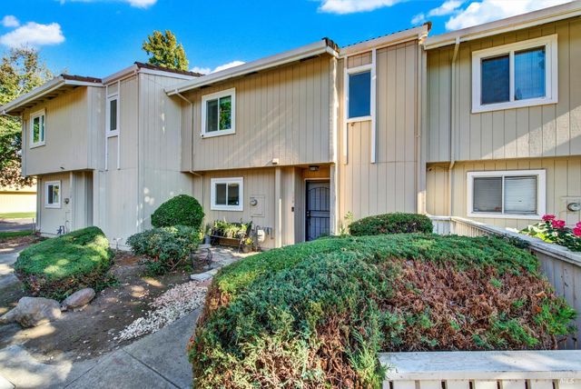 $394,950 | 130 Arcadia Drive | Vacaville