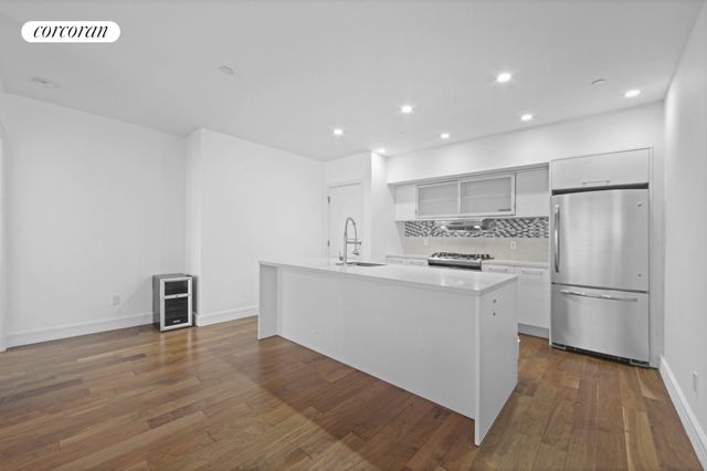 $875,000 | 2255 Adam Clayton Powell Jr Boulevard, Unit 3B | Central Harlem