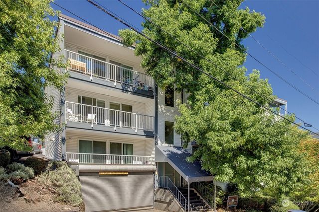 $395,000 | 762 Hayes Street, Unit 39 | Westlake