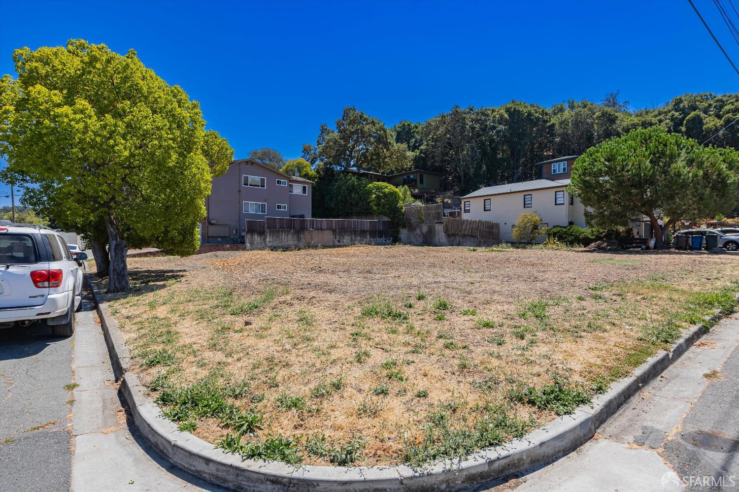 a view of a backyard of a house