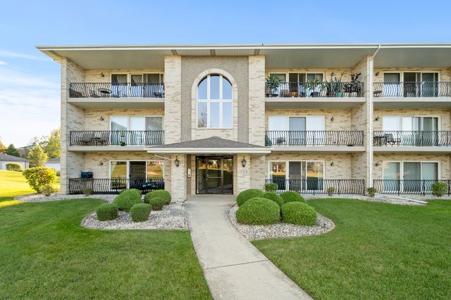 $199,900 | 17818 Bernard Drive, Unit 3A | Orland Park